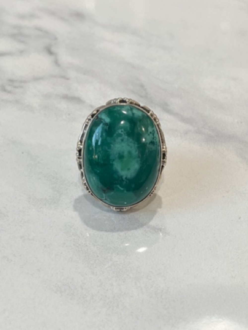 Vintage-Style Sterling Silver Ring with Oval Turquoise Stone size 5.5